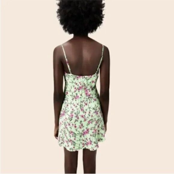 Zara Green and Pink Floral Satin Effect Mini Slip Dress Size L - Picture 2 of 15